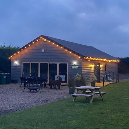 King Richard'S Luxury Lodge - Sleeps Up To 8 ,Dog Friendly ,Near Sherwood Forest At Fairview Farm In Nottingham Set In 88 Acres And Great For Groups,Family Gatherings,Corporate Events Exteriör bild