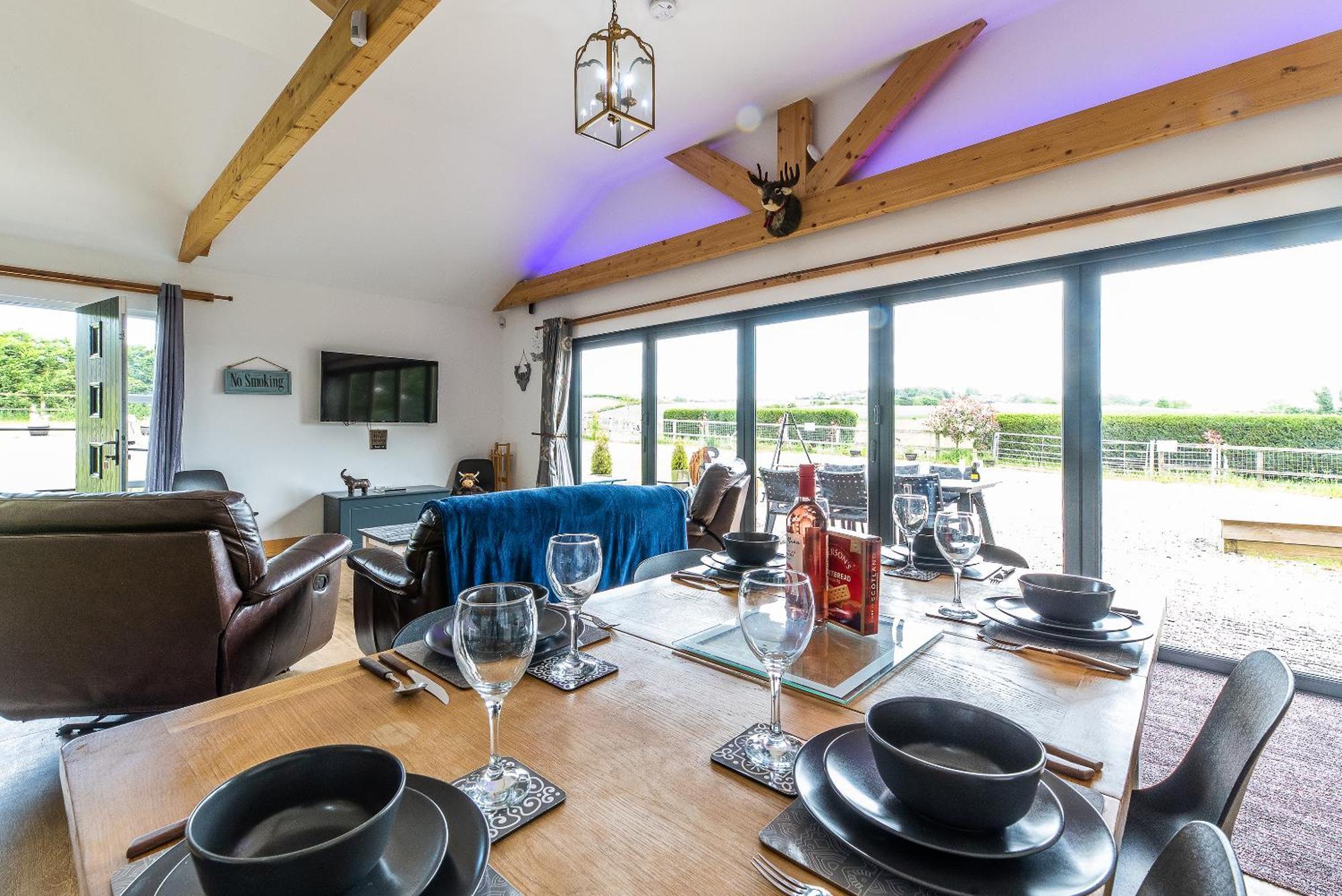 King Richard'S Luxury Lodge - Sleeps Up To 8 ,Dog Friendly ,Near Sherwood Forest At Fairview Farm In Nottingham Set In 88 Acres And Great For Groups,Family Gatherings,Corporate Events Exteriör bild